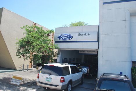 ford service centers